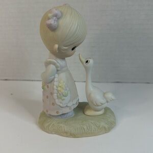 Vintage 1995 Precious Moments Figurine
